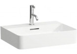 Umywalka ścienna LAUFEN VAL 550 x 420 mm SaphirKeramik z otworem na baterię biała